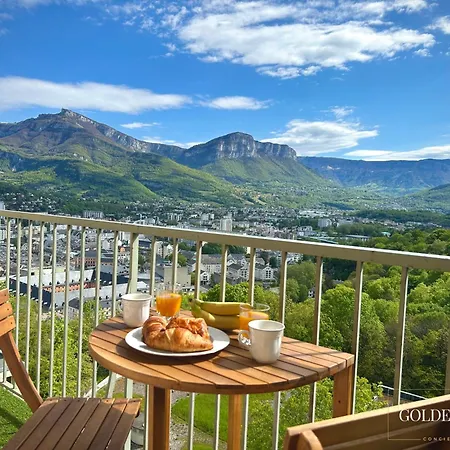 Appartement Le Golden View - Vue Imprenable & Parking Gratuit à Chambéry Extérieur photo
